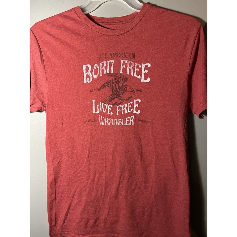Wrangler Men's T Shirt Born Free Live‎ Free Graphic Red SZ Small